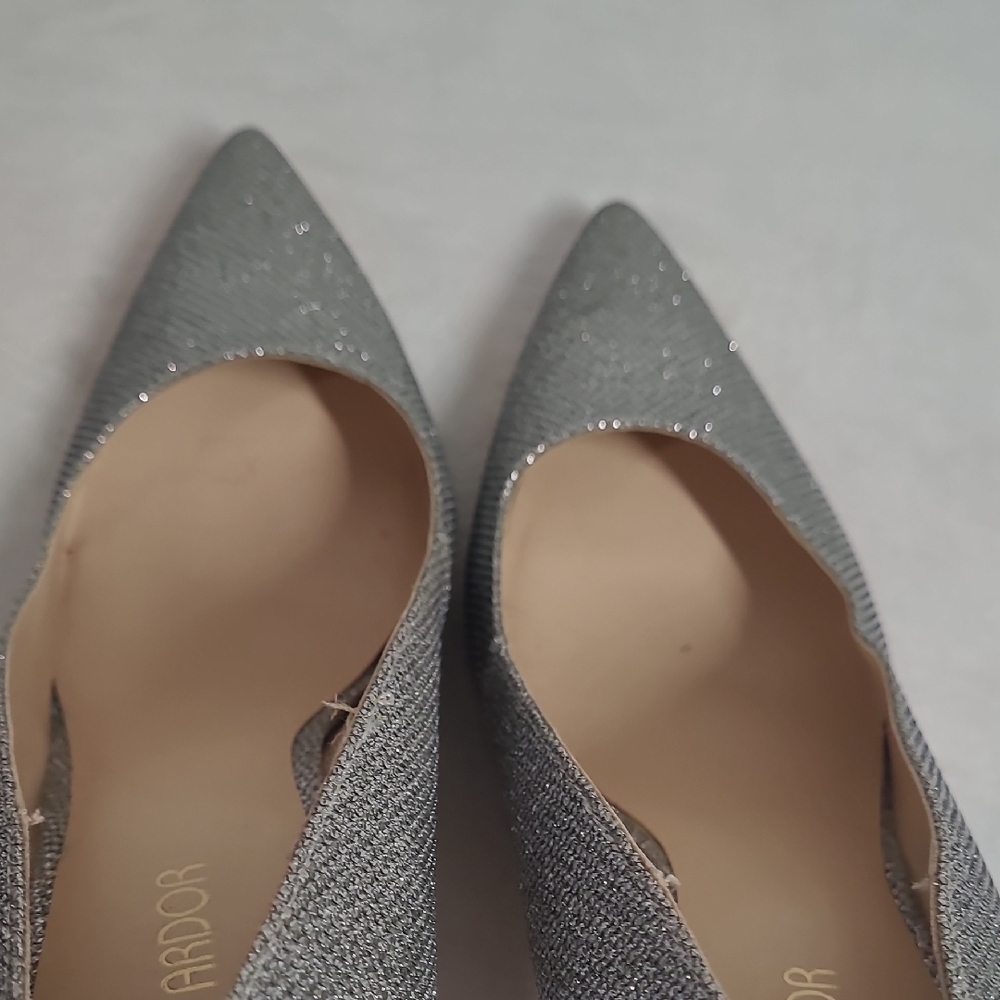 Jenn Ardor Elegant Silver Glitter Pumps - Picture 7 of 10